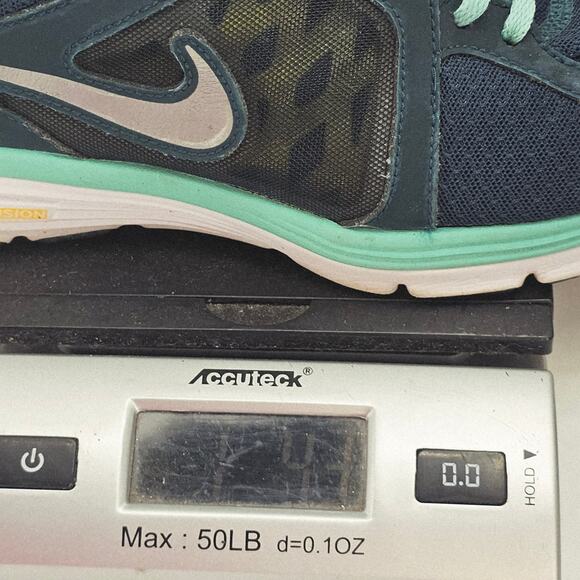 Nike Dual Fusion Livestrong Teal & Navy Running Shoes 554693-307 Women's 10 - Picture 9 of 9
